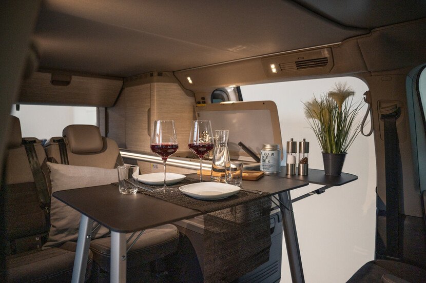 VW T7 California Coast